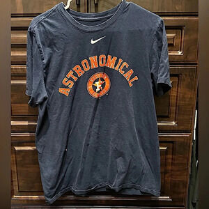 Nike Astros t shirt baseball ⚾️ LARGE (small callout in pics)